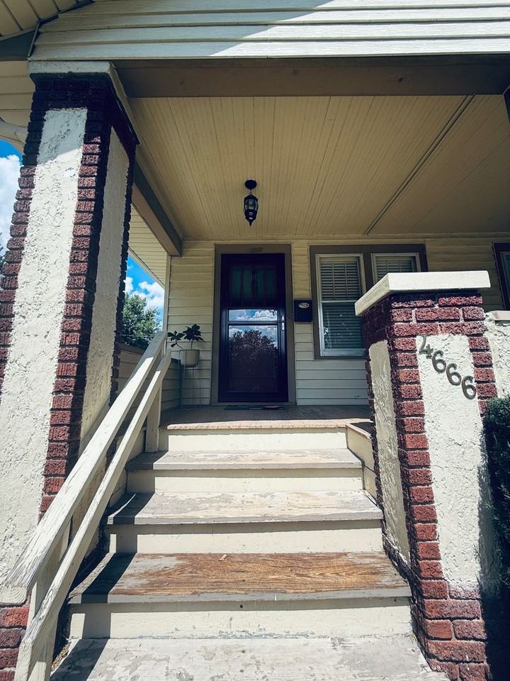 4666 Poppleton Ave - Photo 2 of 13