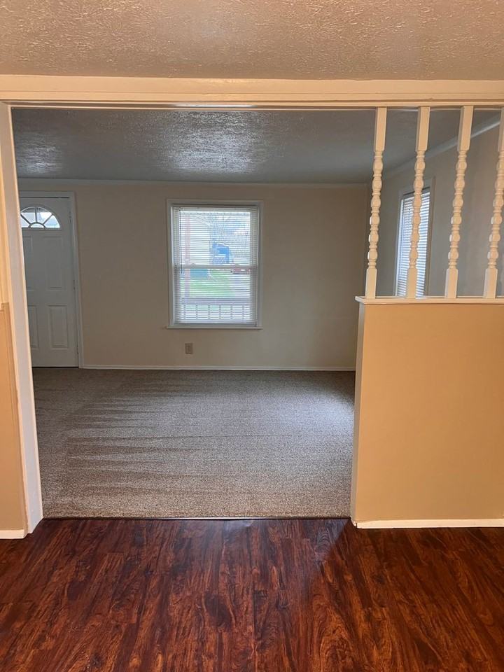 32 Stambaugh St - Photo 7 of 16