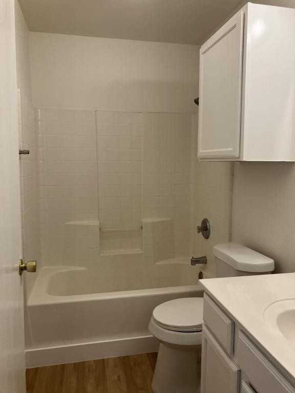 1208 Village Garden Dr - Photo 5 of 12