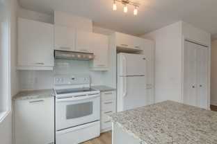 1800 Victoria - Photo 1 of 1