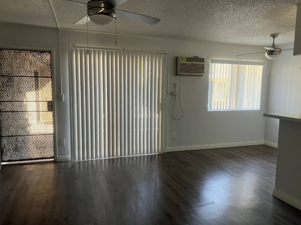 650 Glenoaks Boulevard #07 - Photo 3 of 13