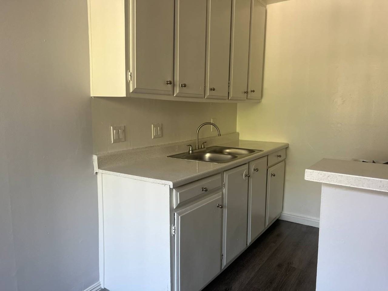 650 Glenoaks Boulevard #07 - Photo 6 of 13