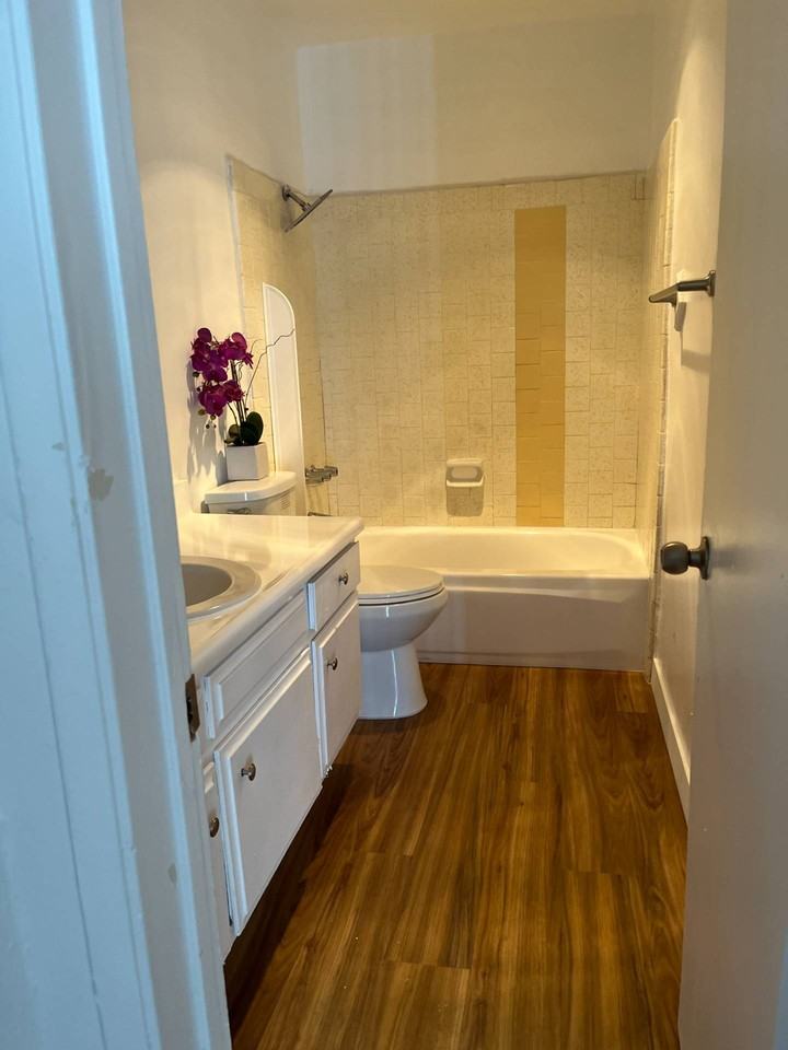 15537 Nordhoff Street #19 - Photo 5 of 10