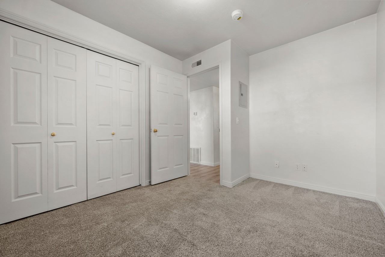 1514 Southeast Street #1 - Photo 2 of 24