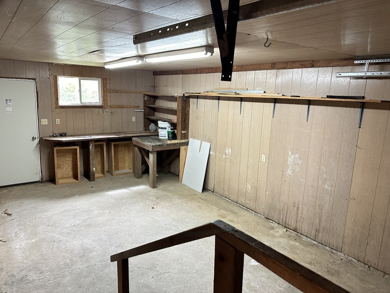 1212 6th St - Photo 3 of 24