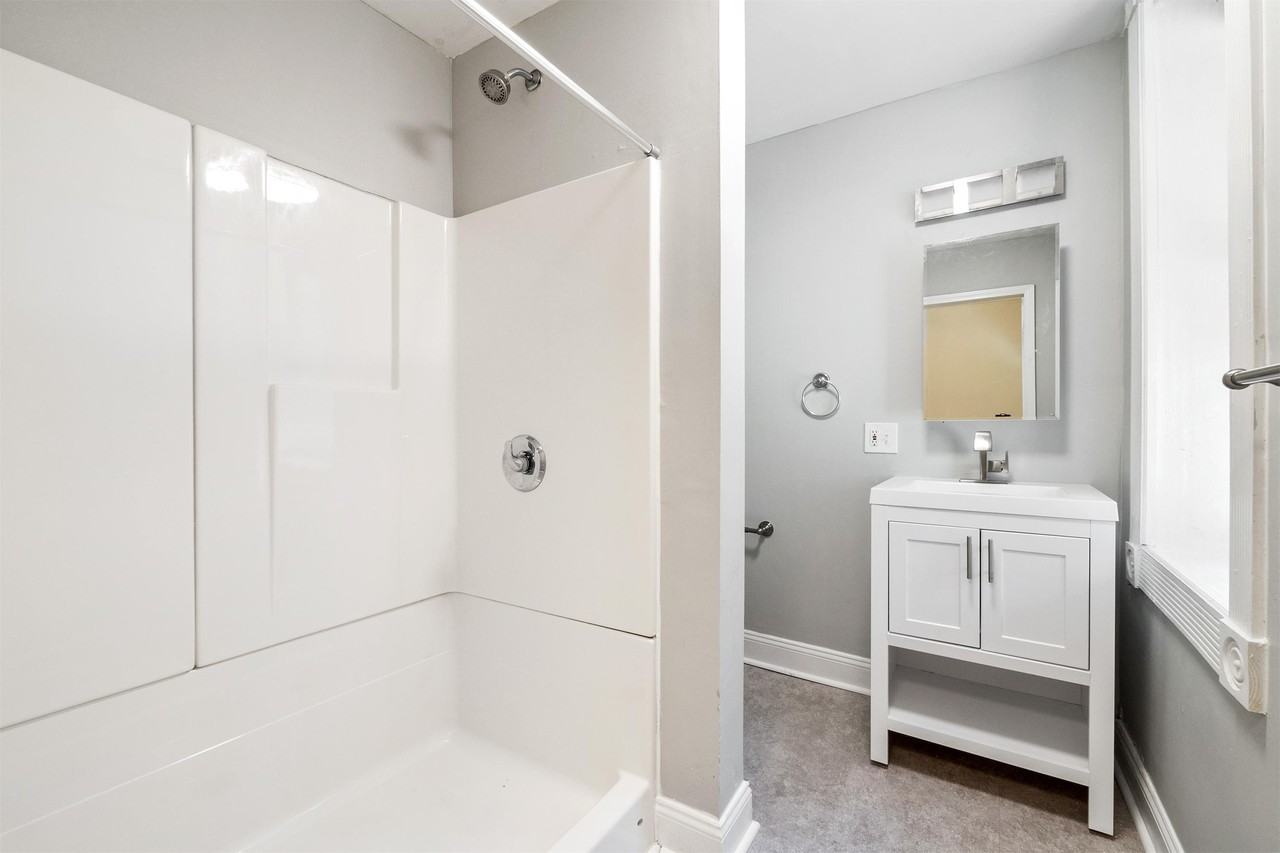 4537 Swan Ave #4539 - Photo 2 of 10