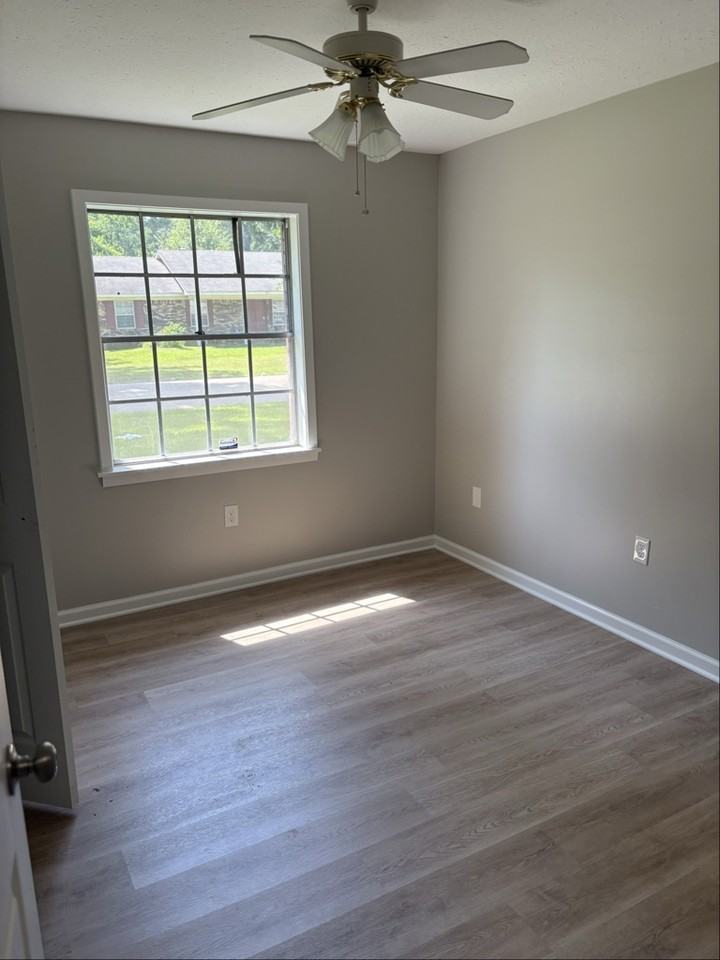 268 Trojan Drive - Photo 5 of 11