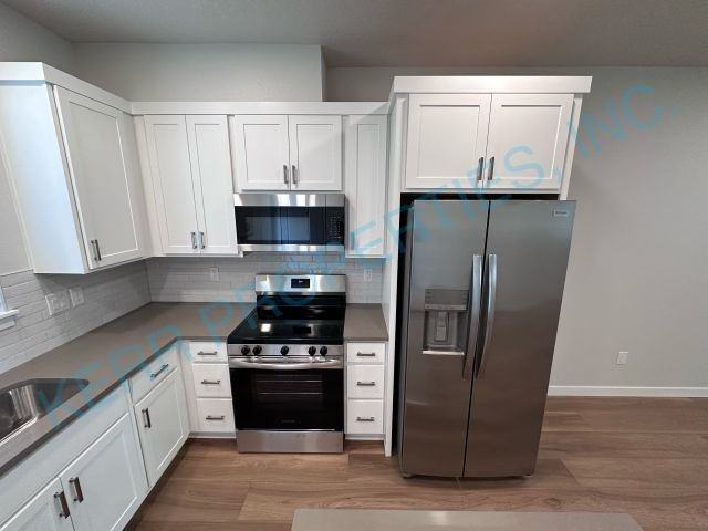 8556 Se Lafayette St - Photo 7 of 16