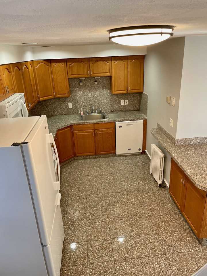 41 Western Ave #2 - Photo 5 of 30