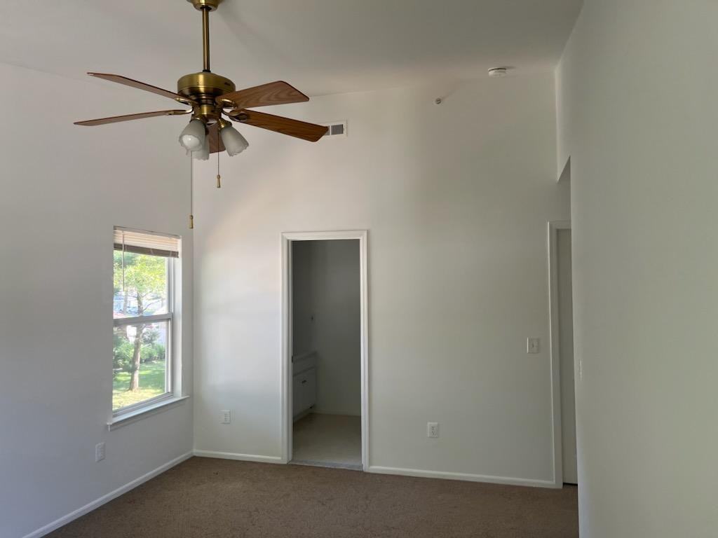 398 Keswick Dr #1 - Photo 3 of 13