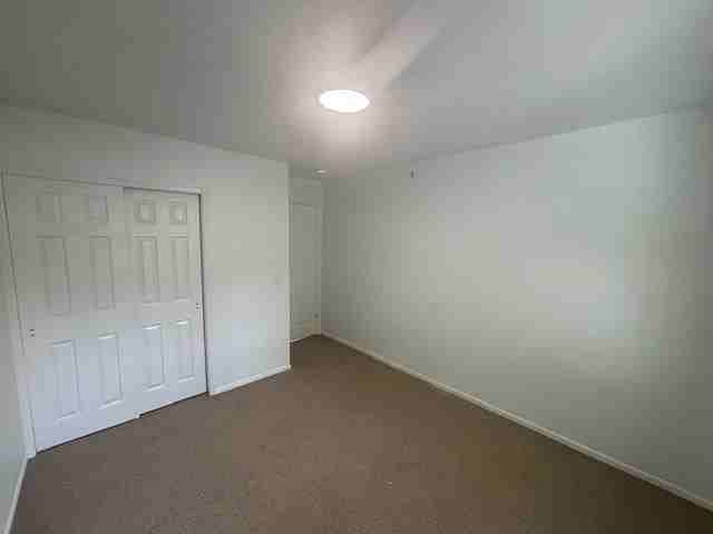 398 Keswick Dr #1 - Photo 5 of 13