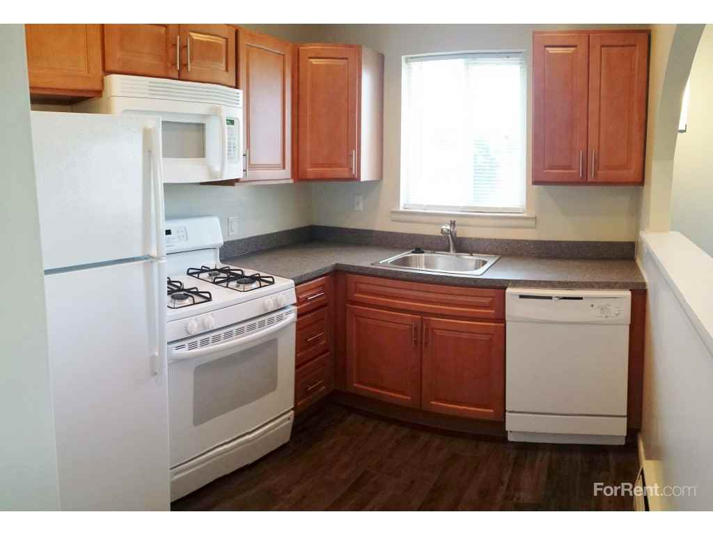 Sweetbriar Apartments 1917 Oregon Pike, Lancaster, PA 17601