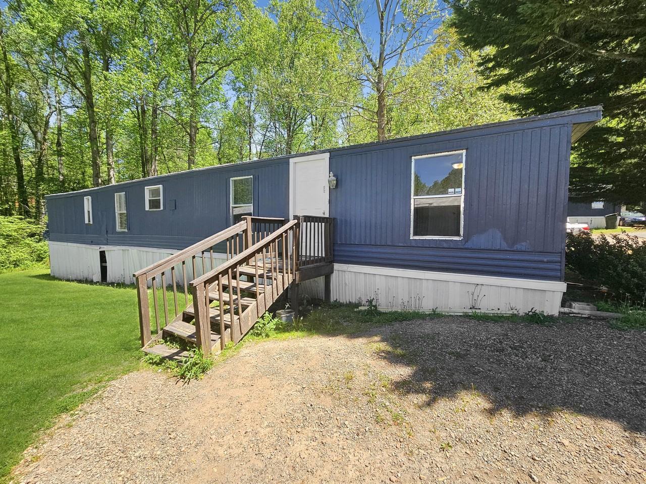 412 Mcelhaney Rd