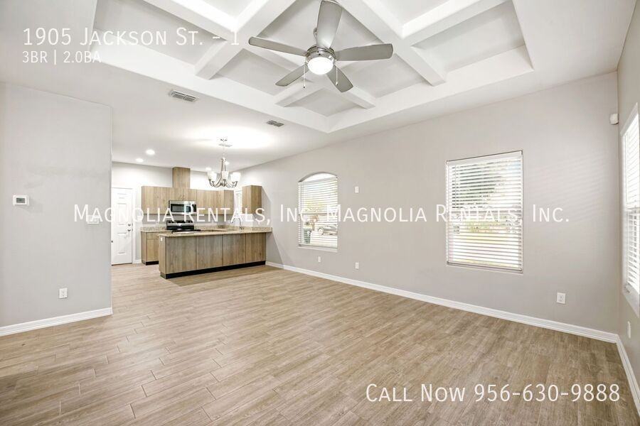 1905 Jackson St #1 - Photo 2 of 14