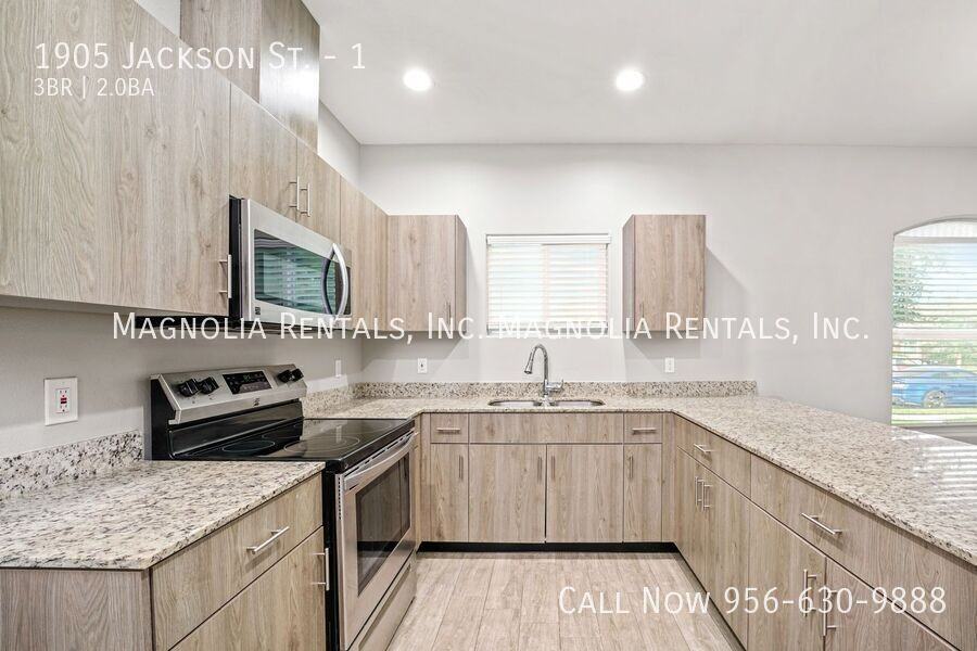 1905 Jackson St #1 - Photo 5 of 14