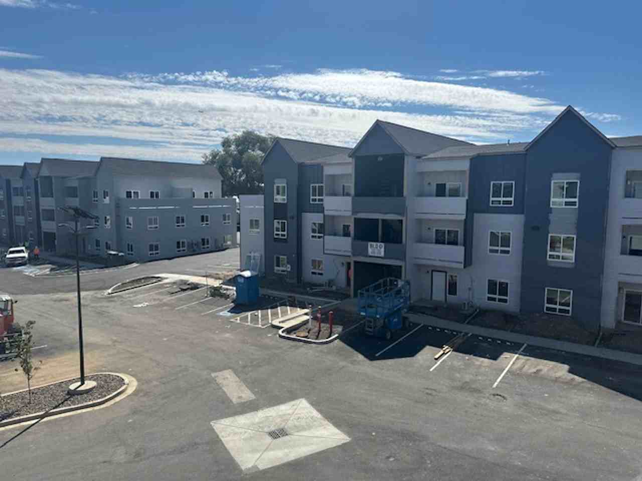 Modern Heights Apartments - Photo 4 of 9