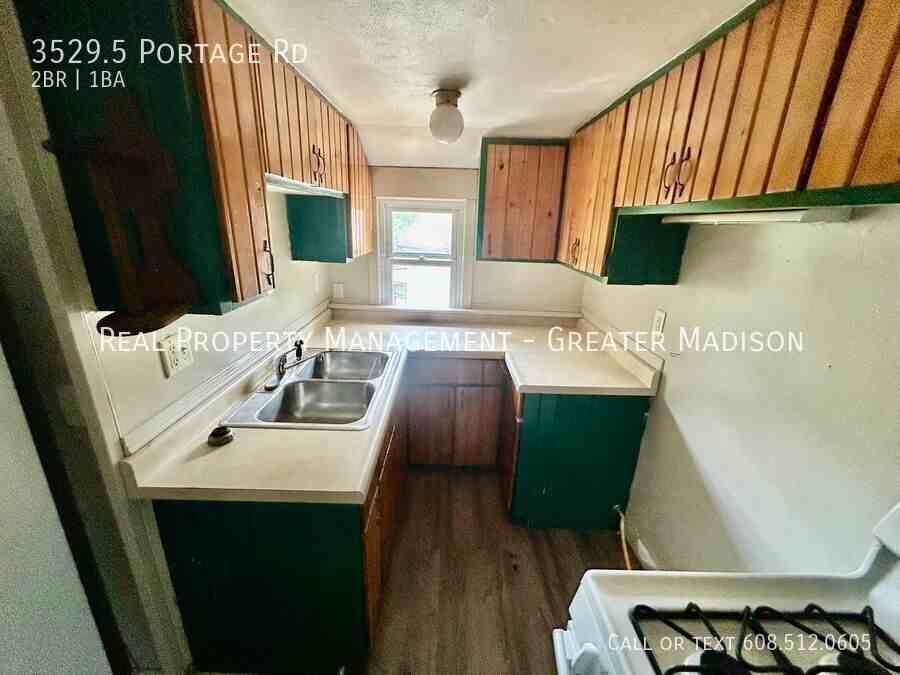 PORTAGE & - Photo 6 of 12