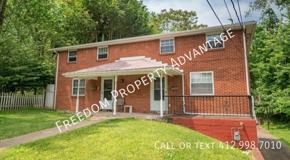 284 Evaline St - Photo 1 of 1