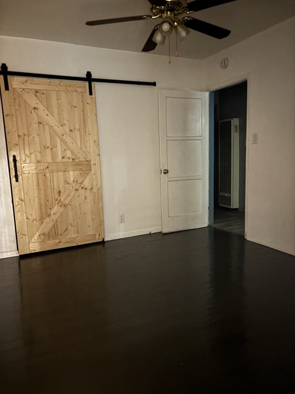 1020 S Exmoor Ave - Photo 3 of 10