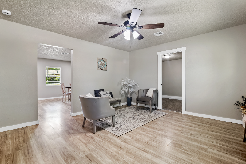 18546 E 1st St - Photo 3 of 18