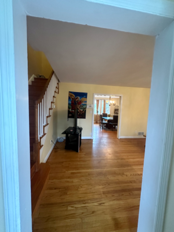 309 Stratford Rd - Photo 2 of 20