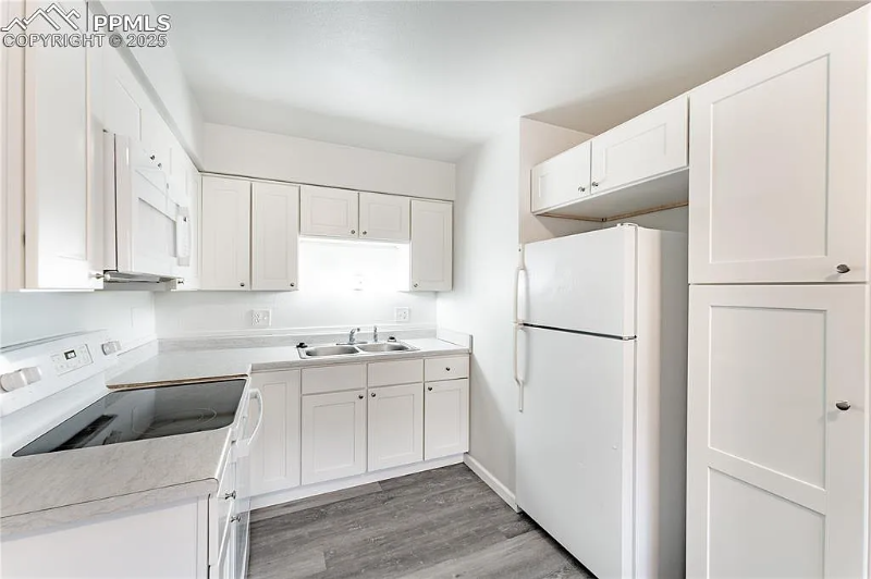 2155 King Street #A - Photo 3 of 9