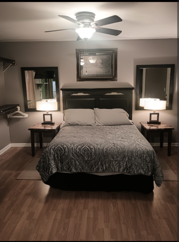 4707 E Washington St #6 - Photo 2 of 8