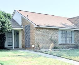 4616 Chapman St - Photo 1 of 1