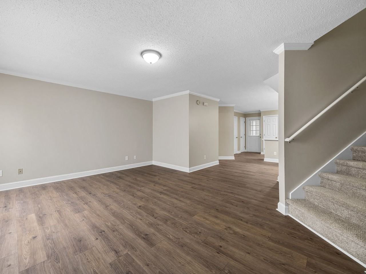 21 Whitfield Way - Photo 6 of 25