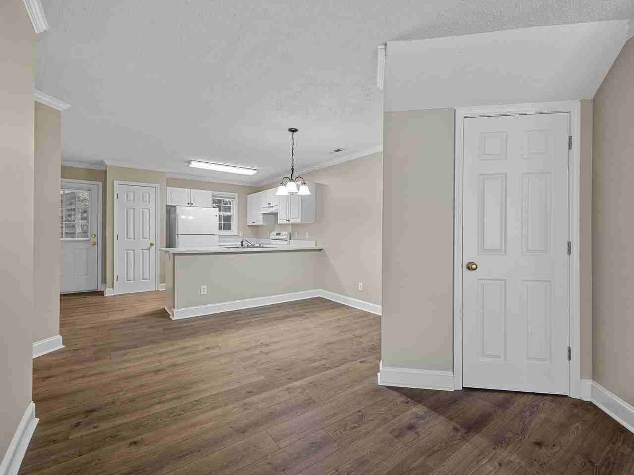 21 Whitfield Way - Photo 7 of 25