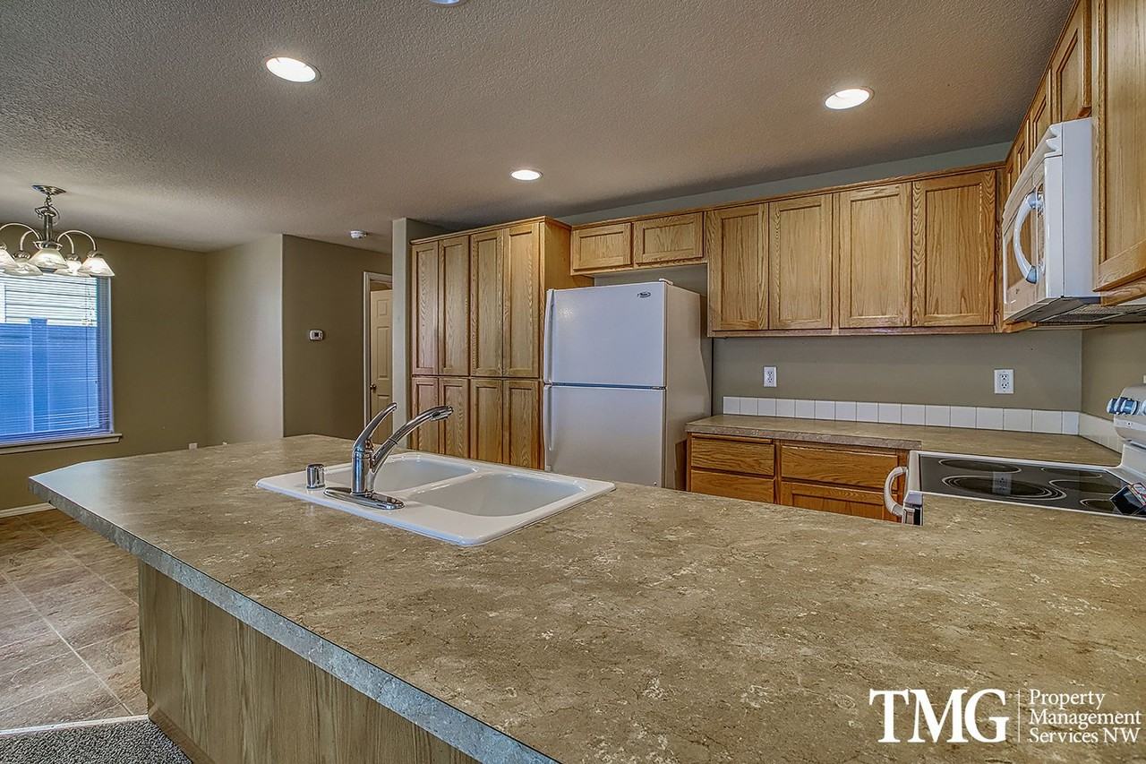 521 Se 14th Ave - Photo 7 of 27