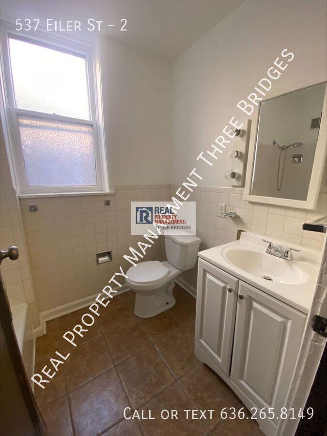 537 Eiler St #2 - Photo 3 of 9