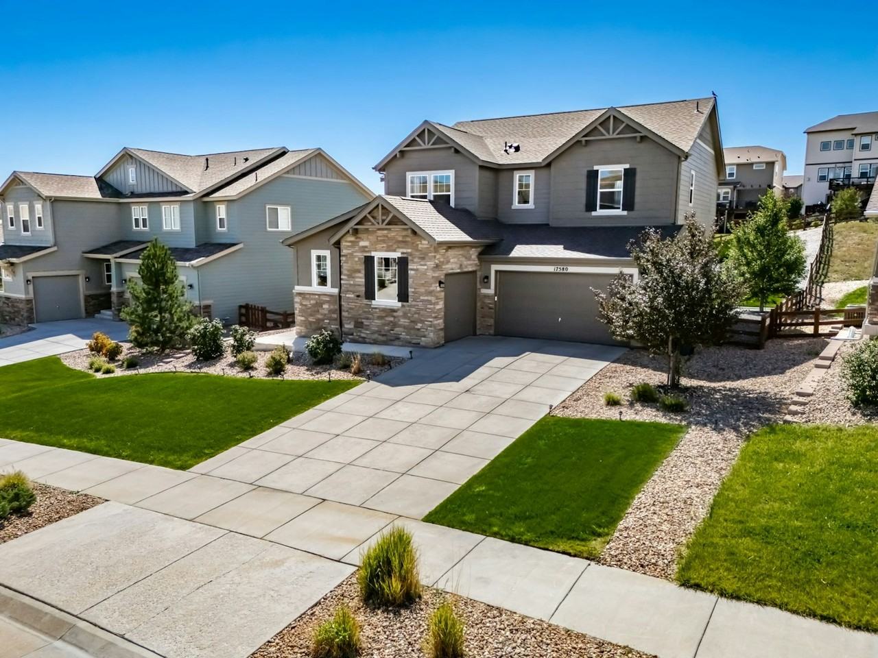 17580 West 95th Place - Photo 2 of 14