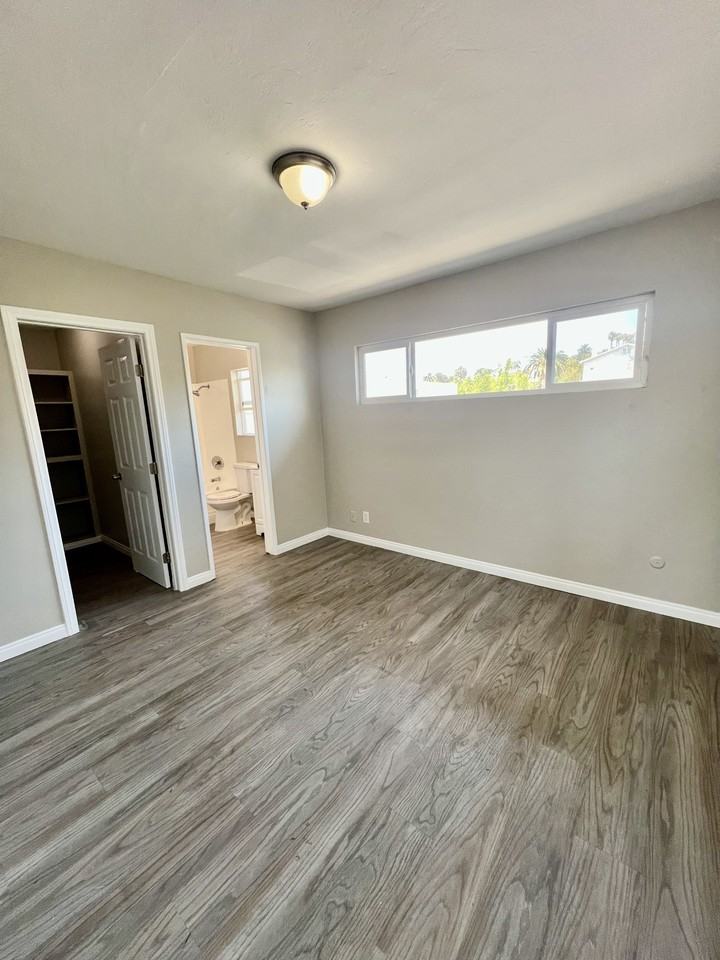 3640 Pio Pico Drive - Photo 4 of 7