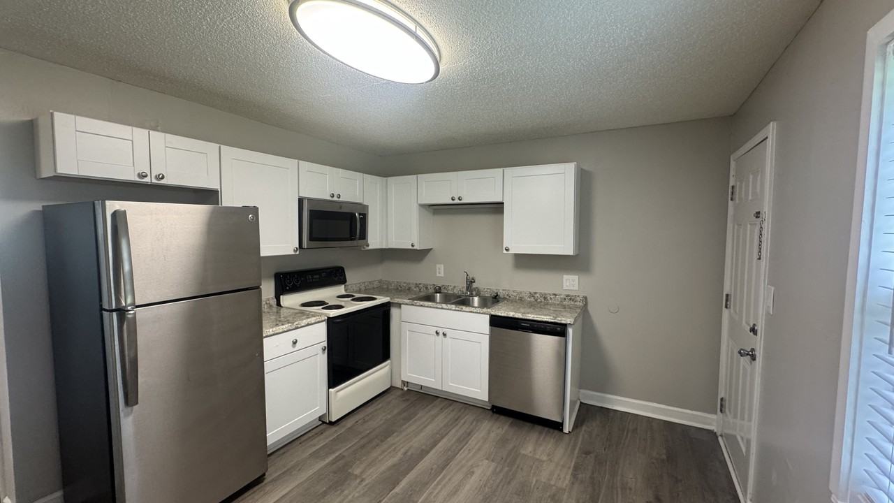 1410 Brewer Road - Photo 3 of 31