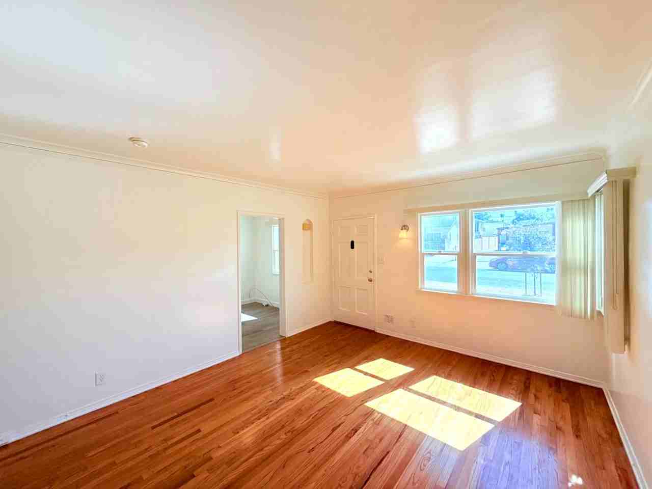 3531 12th Ave - Photo 3 of 17