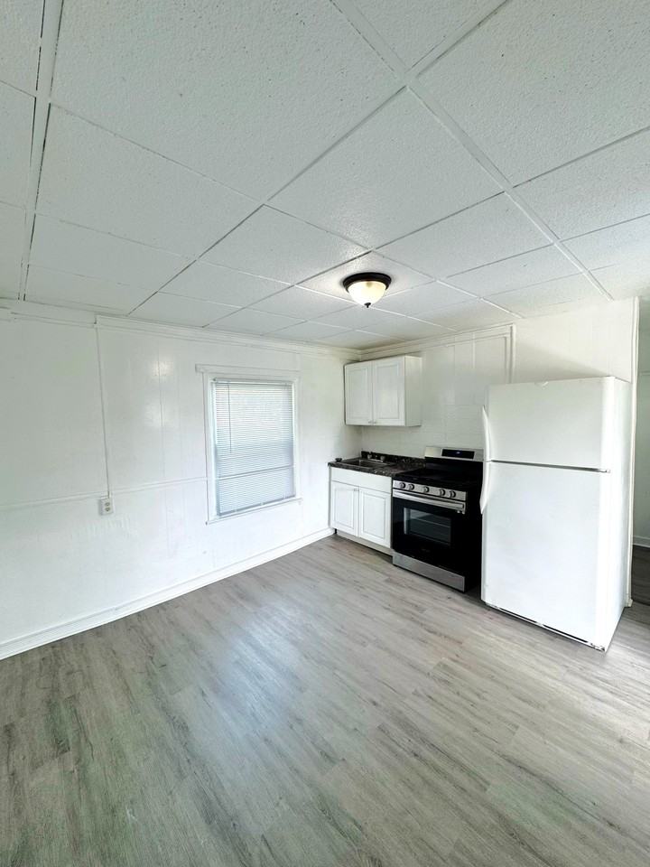 25 SW 10 LLC - Photo 4 of 13