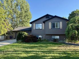 518 E Pine Needle Ave - Photo 1 of 1