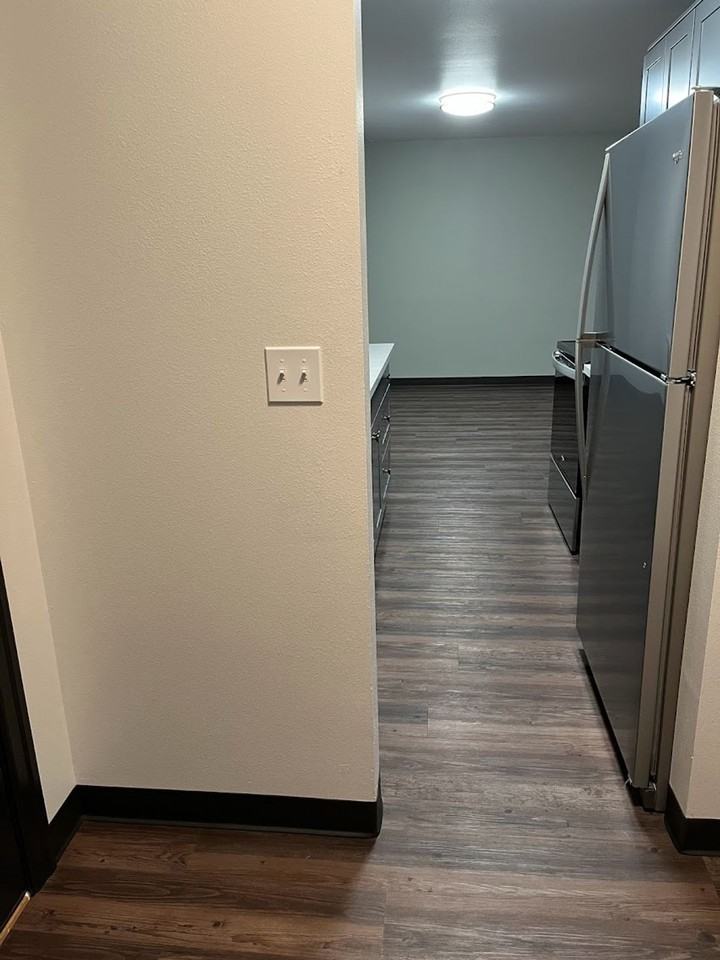 Ravenna Court - Photo 3 of 25