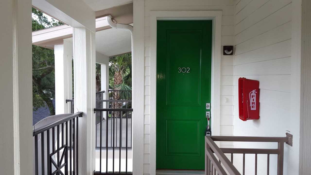 Bayshore 5 - Photo 2 of 20