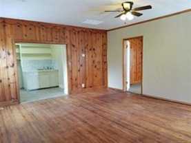 325 W Shawnee Ave - Photo 1 of 1