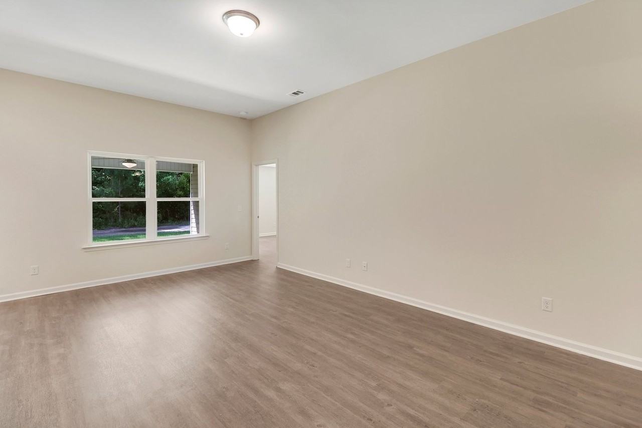 253 Willis Way - Photo 5 of 26