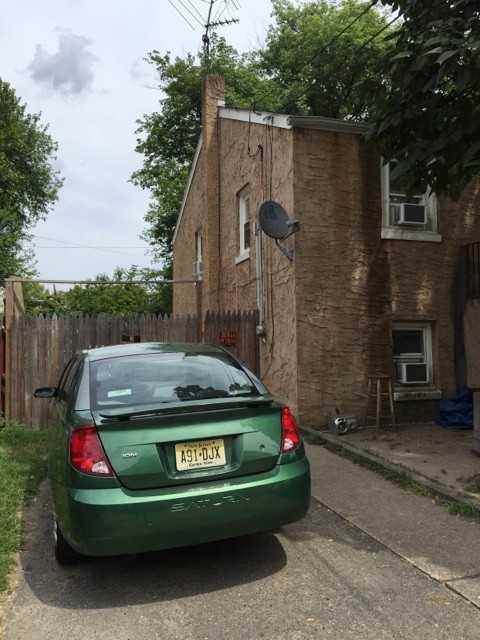 16 Chase St - Photo 2 of 3