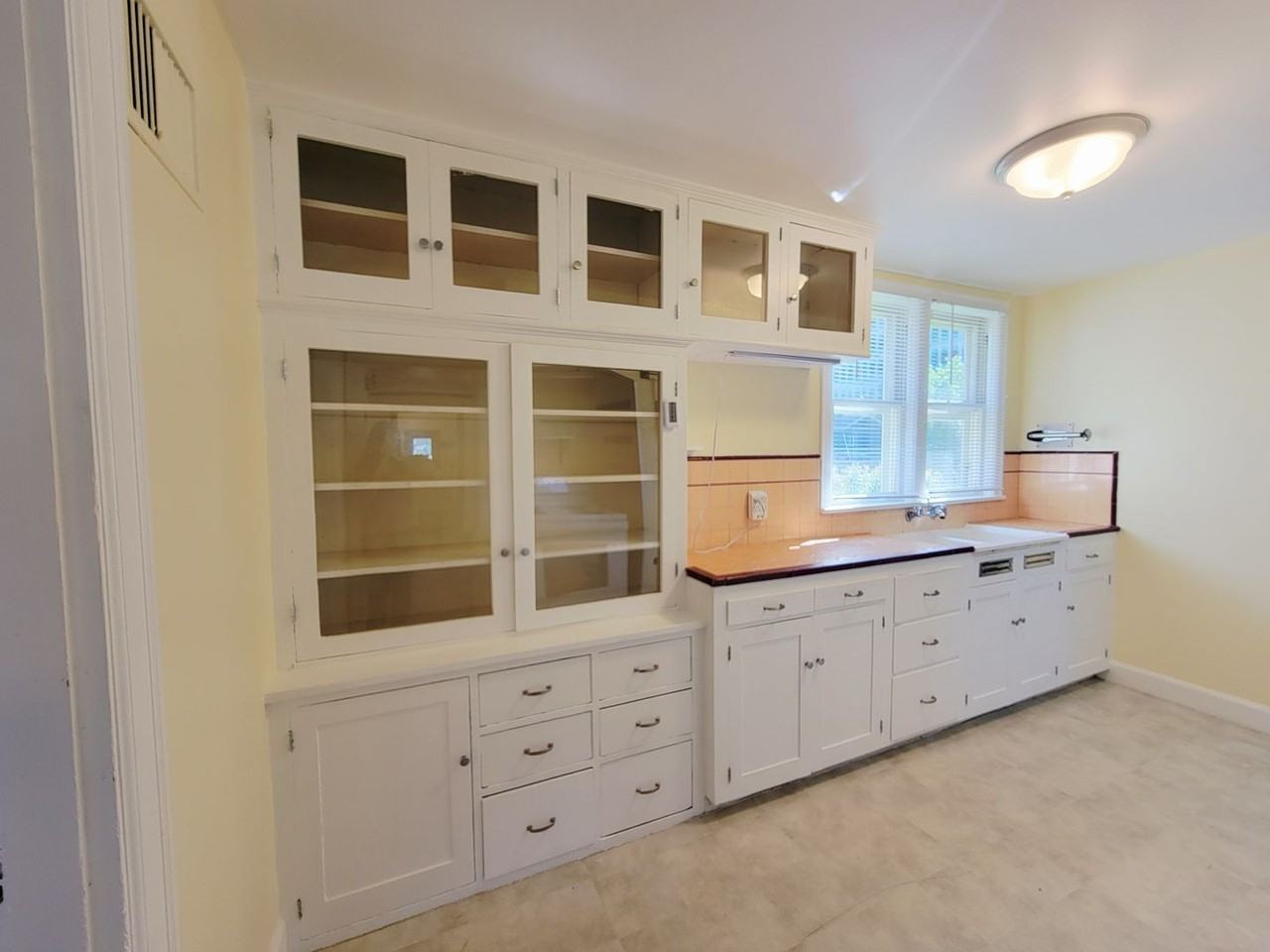 939 Glacier Ave - Photo 6 of 27
