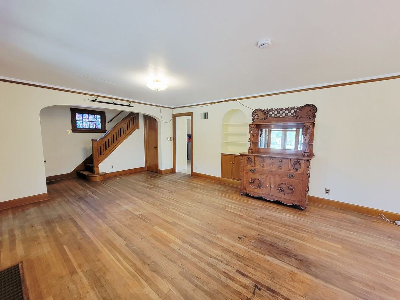 939 Glacier Ave - Photo 2 of 27