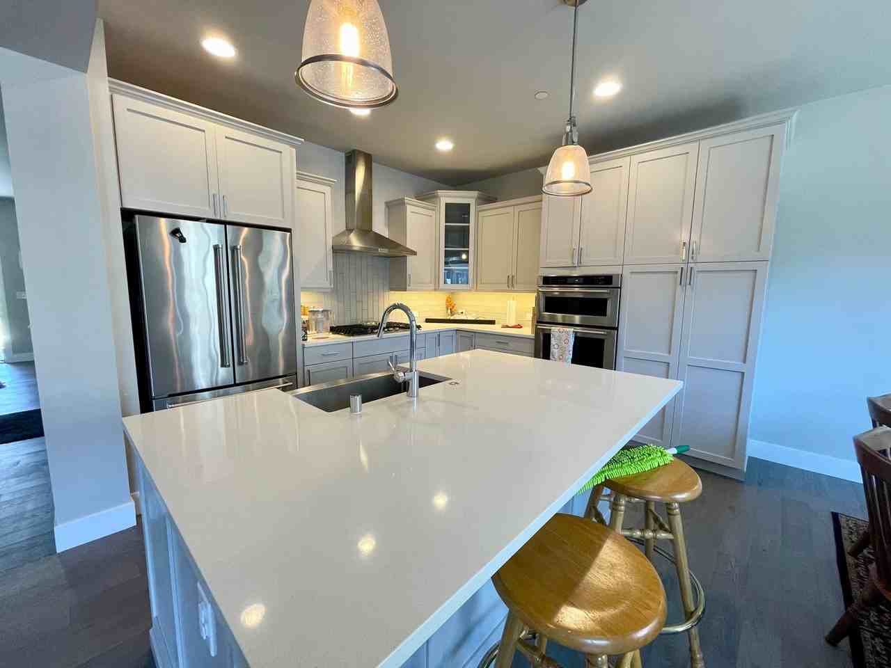 22275 9th Ct Se - Photo 3 of 26