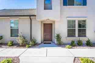 1914 E Holiday Ln - Photo 1 of 1