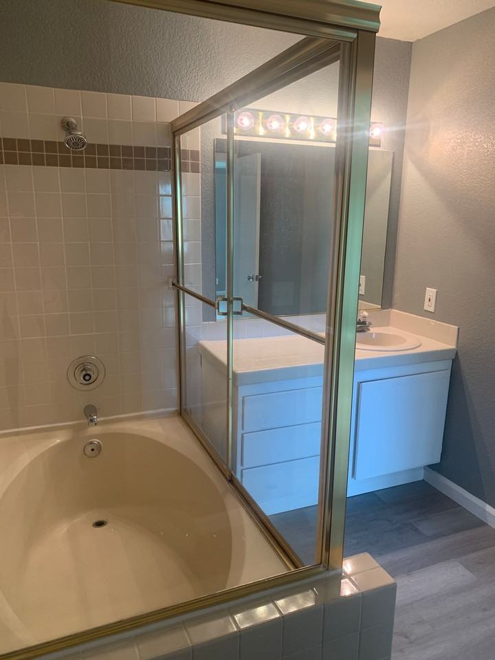 1964 Las Palmas Ln #241 - Photo 7 of 11