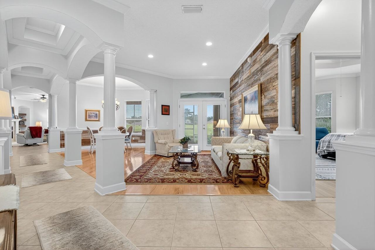 3576 Barton Creek Cir - Photo 5 of 25