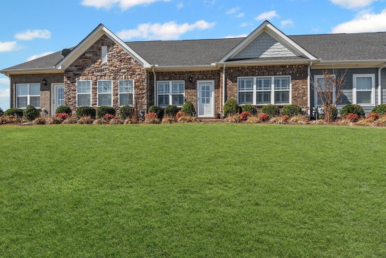 1817 Neswick Ct - Photo 3 of 27